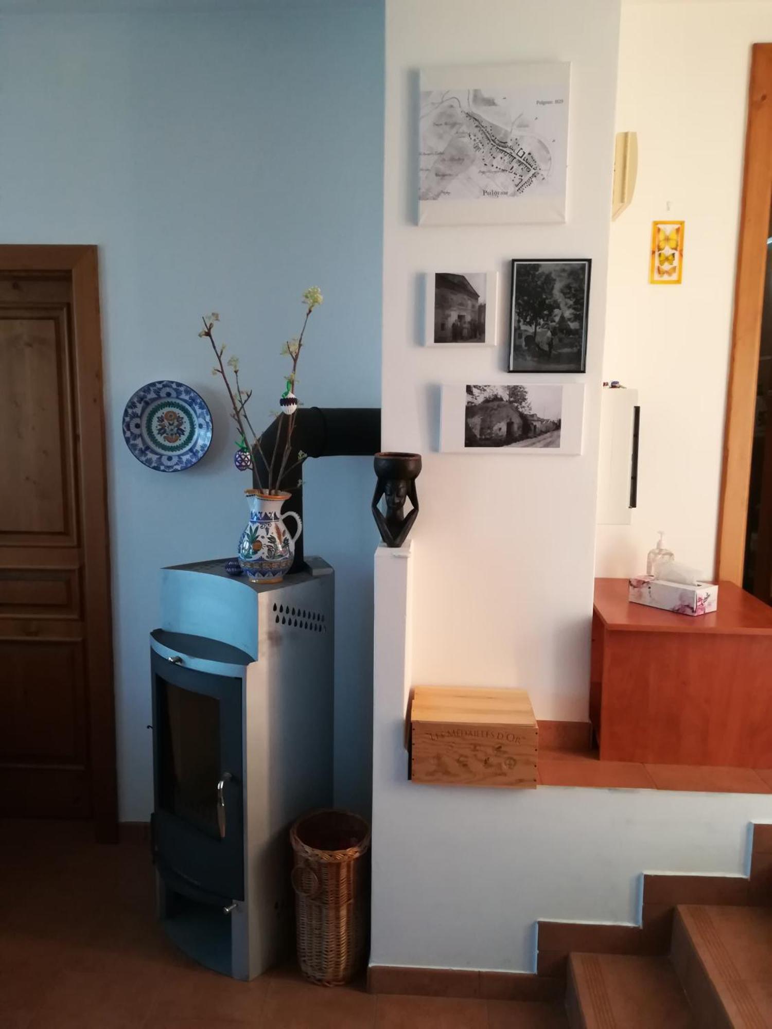 Ubytovani U Krizu Bulhary Exteriör bild