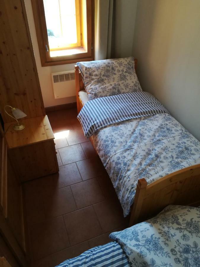 Ubytovani U Krizu Bulhary Exteriör bild